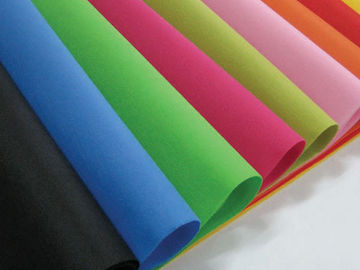 O GV aprovou cor da tela de tecelagem não de Spunbond do polipropileno a multi para fazer sacos